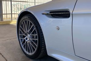 Aston Martin Vantage (11)