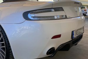 Aston Martin Vantage (16)