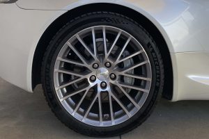 Aston Martin Vantage (18)