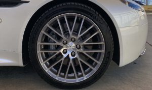 Aston Martin Vantage (19)