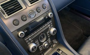 Aston Martin Vantage (26)