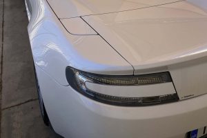 Aston Martin Vantage (4)