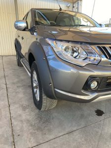 Mitsubishi L200 Dark Gray (2)