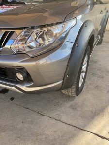 Mitsubishi L200 Dark Gray (3)