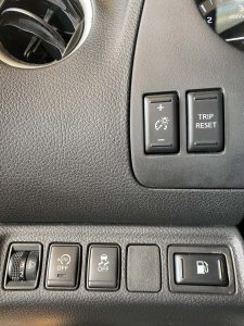Nissan Navara Orange (25)