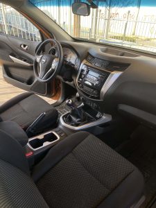 Nissan Navara Orange (27)