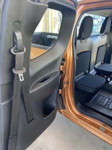 Nissan Navara Orange (29)