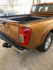Nissan Navara Orange (8)