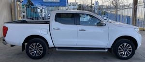 Nissan Navara White (11)