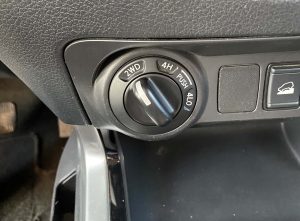 Nissan Navara White (25)