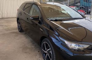Toyota Auris Black (2)