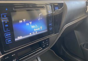 Toyota Auris Black (8)