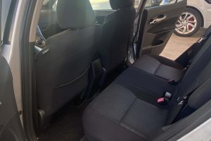 Toyota Auris Gray (10)