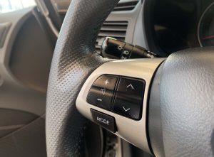Toyota Auris Gray (16)
