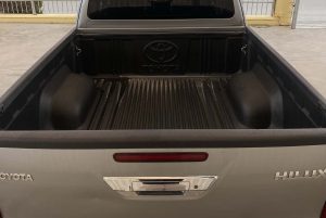 Toyota Hilux Gray (11)
