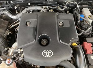 Toyota Hilux Gray (12)