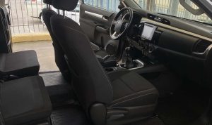 Toyota Hilux Gray (17)