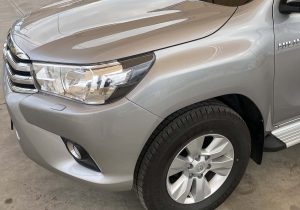 Toyota Hilux Gray (3)