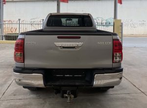 Toyota Hilux Gray (7)