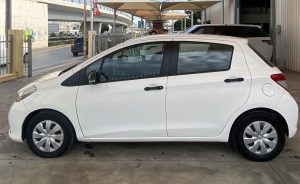 Toyota Yaris White (1)