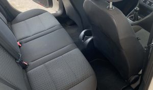 Volkswagen Golf White (10)