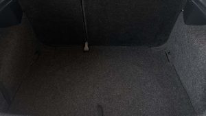 Volkswagen Golf White (11)
