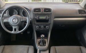 Volkswagen Golf White (8)