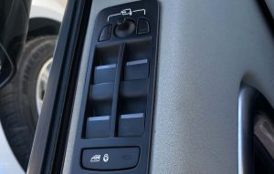 LAND ROVER DISCOVERY (11)