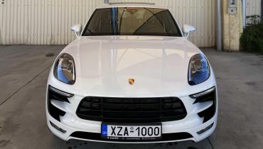 PORSCHE MACAN S (1)